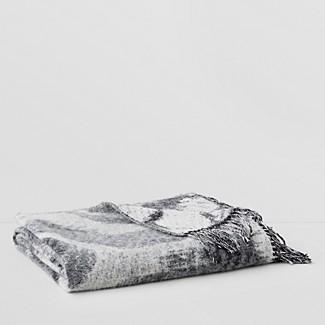 SFERRATiano Throw