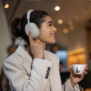 Wireless Bluetooth Active Noise Canceling Headphones