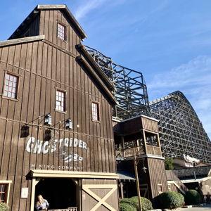 Tickets to Knott's Berry Farm