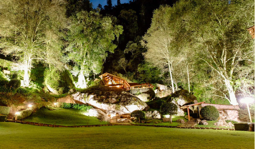 The Wedding Website of Pia Molina and Kyle Johnstone