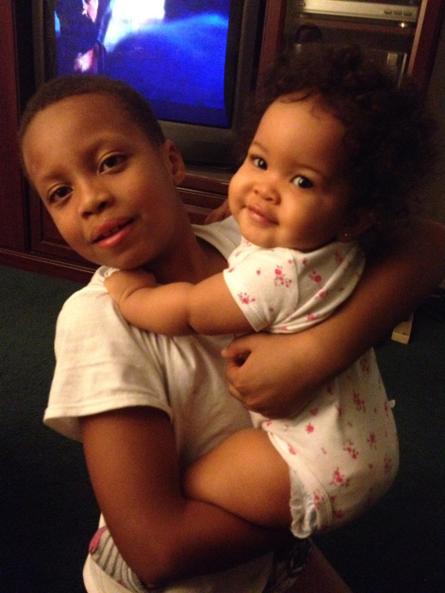 Sibling love 💕