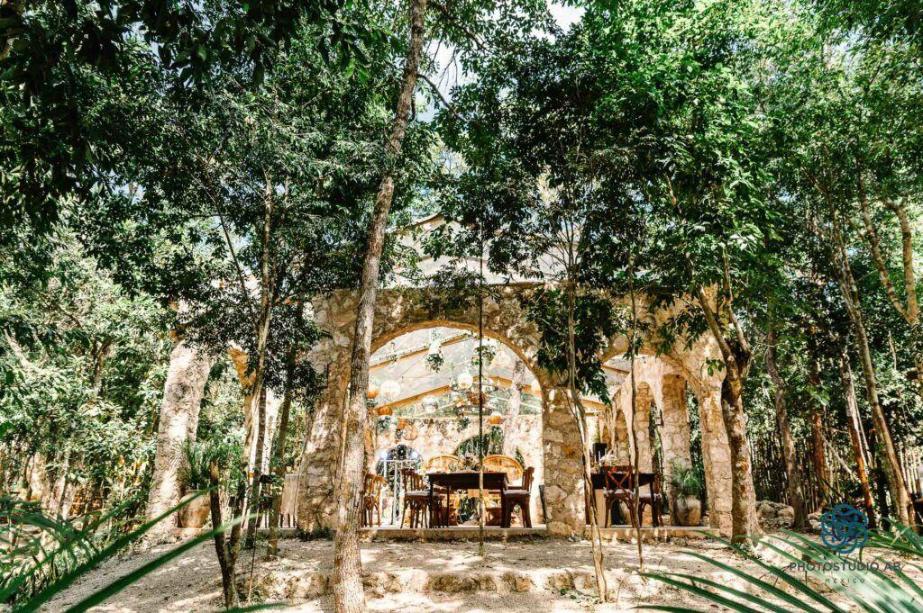 The Wedding Website of Autumn Skibinski and Justin Tappenden