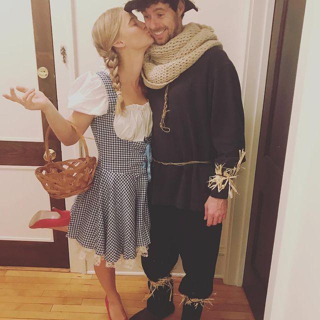 Scarecrow and Dorothy