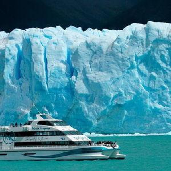 Lago Argentino boat tour to see glaciers