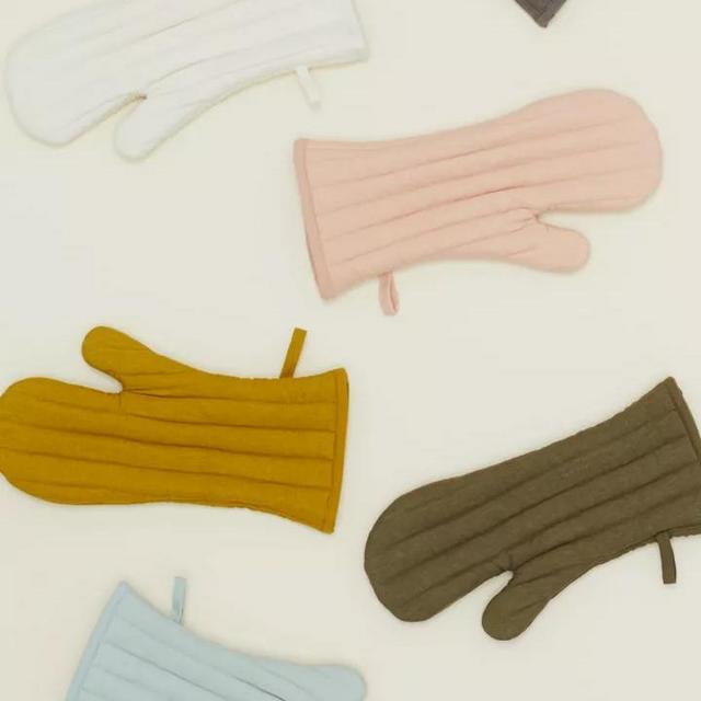 Hawkins New York Simple Linen Oven Mitt