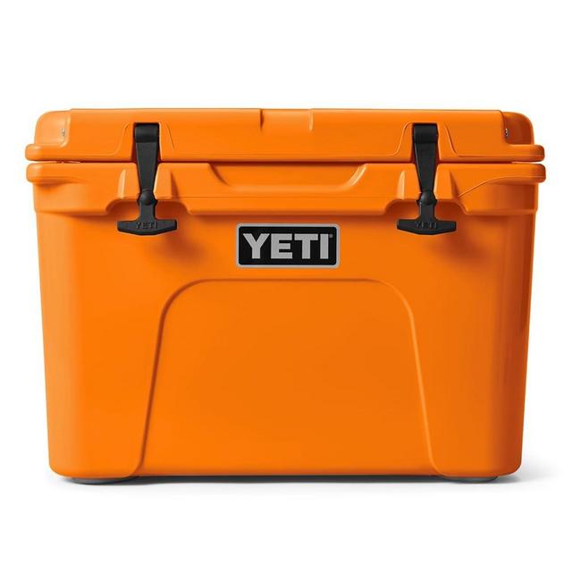 YETI Tundra 35 Cooler