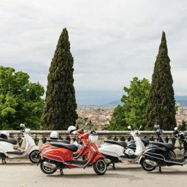 Florence Vespa Tour and Dinner