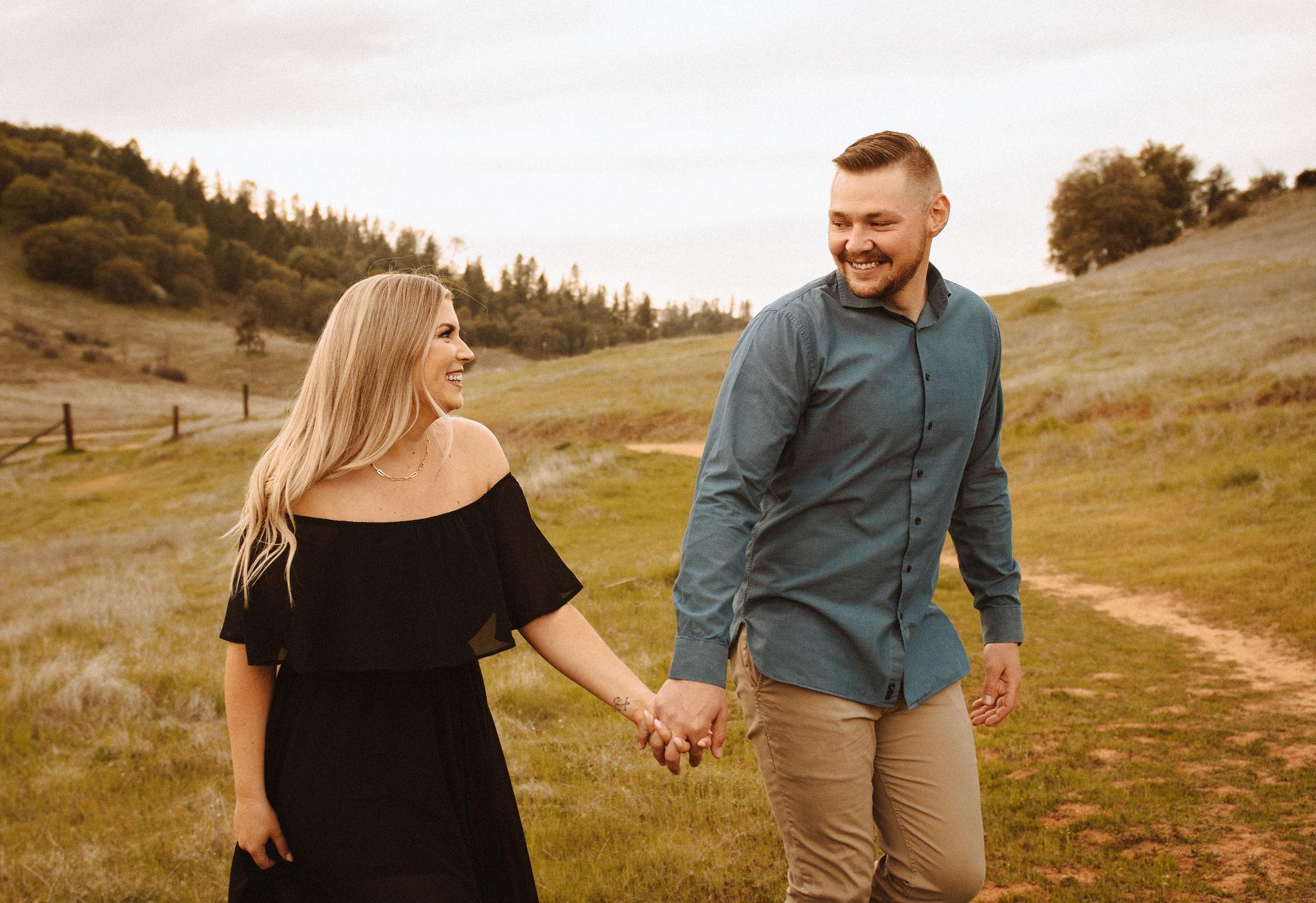 The Wedding Website of Lindsey Gordon and Alden Walden