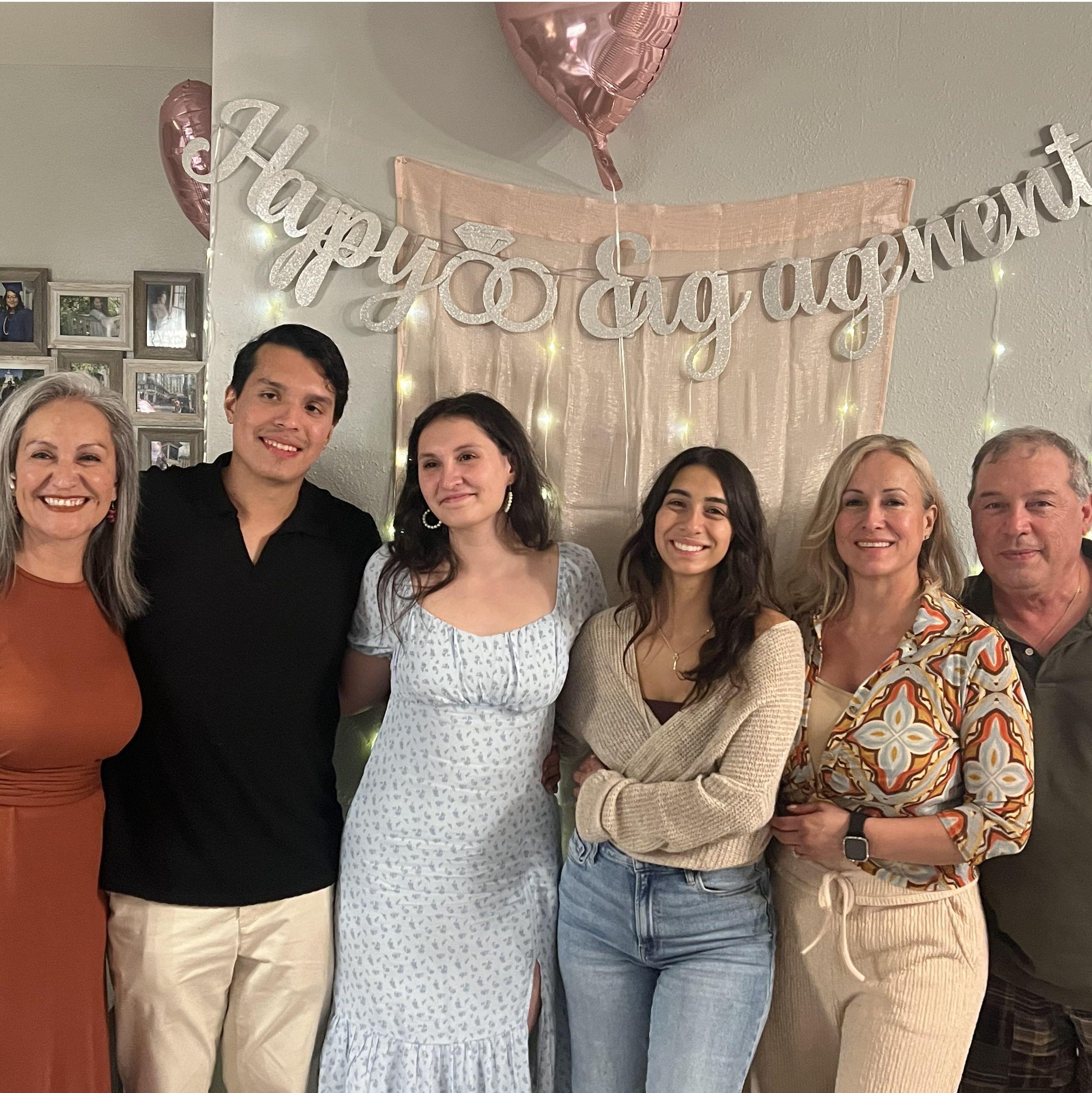 Engagement party w/ Teresa, Nariem, Elena & Naz! / ¡Fiesta de compromiso con Teresa, Nariem, Elena & Naz!