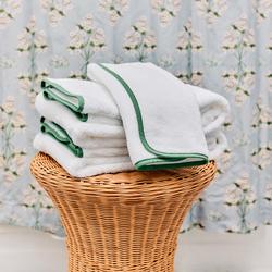 Weezie Towels The Newlywed 4-Piece Bath Towel Set