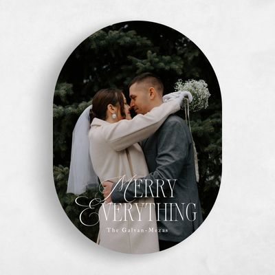 White Oval Holiday Card - Wyndham