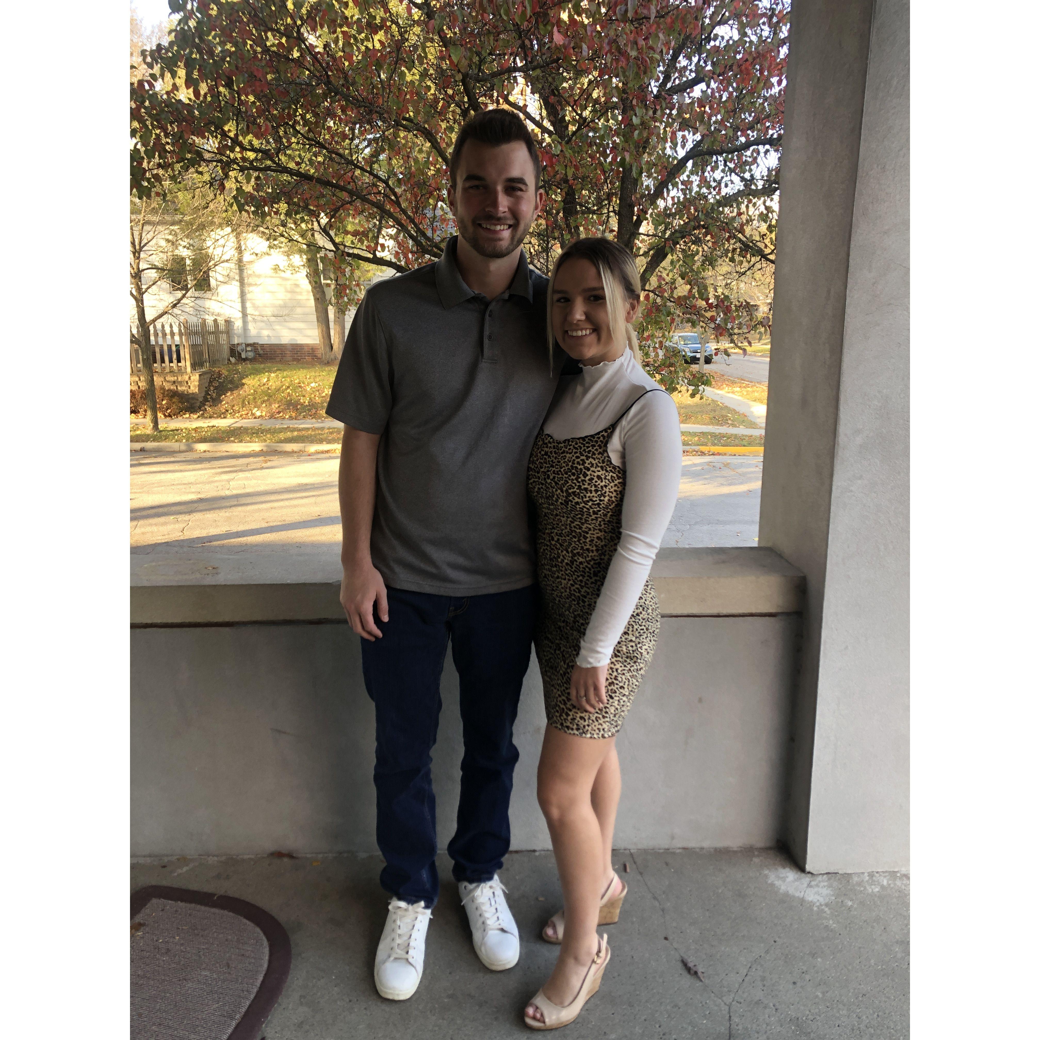 Thomas and Jessica's one year dating. They went out for dinner, and then came back to carve pumpkins together. Jessica loves the fall, which is makes it a perfect time to celebrate their anniversary!