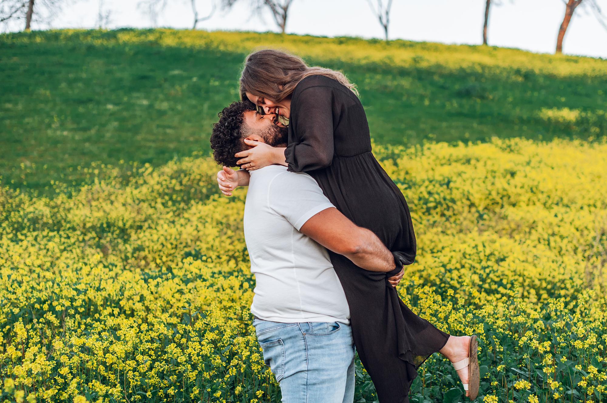 Took some photos in the mustard seed fields in California:)