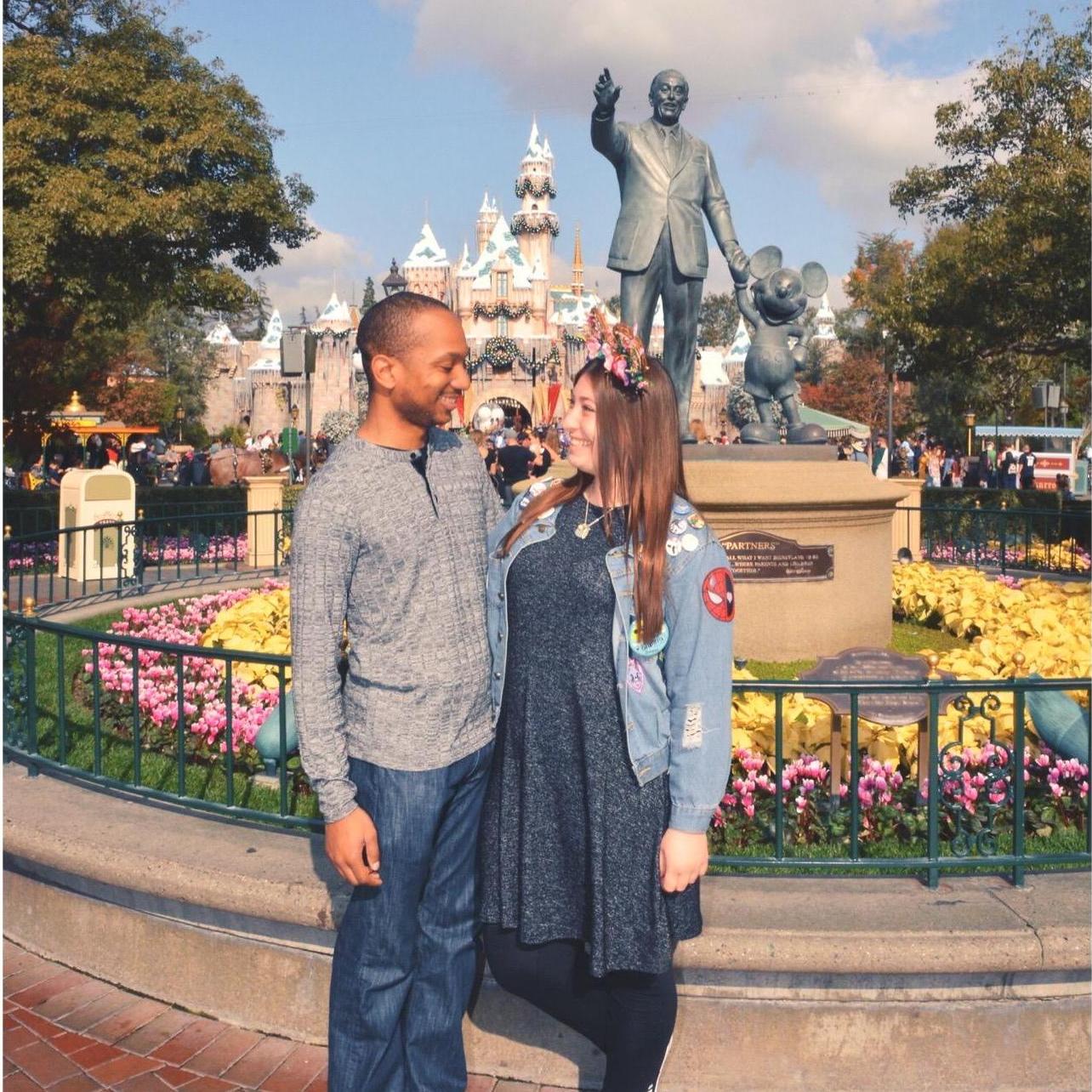 DISNEYLAND DATES