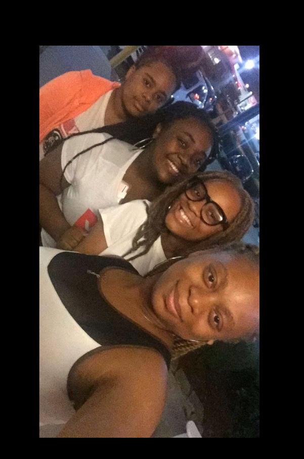 Destiny, Aria, Kiana and Kyla after big sis treated them to Red Lobster