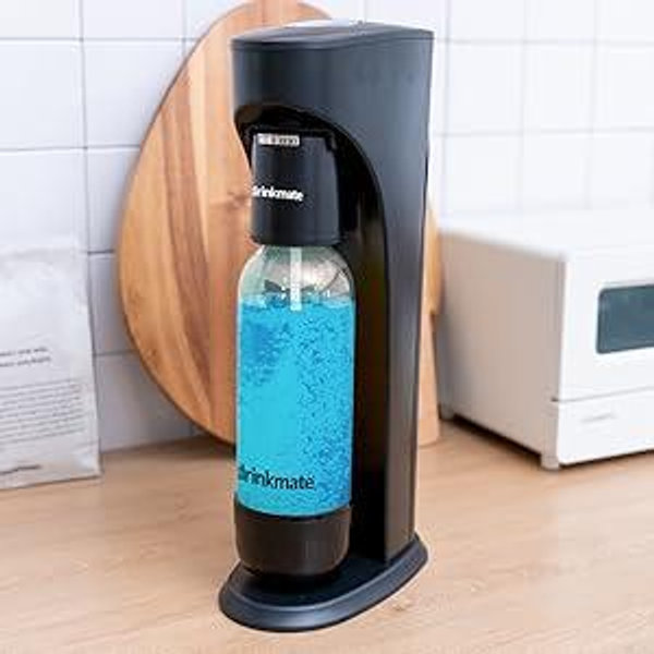 Drinkmate OmniFizz Sparkling Water and Soda Maker, Carbonates Any Drink Without Diluting It, CO2 Cylinder Not Included (Matte Black)