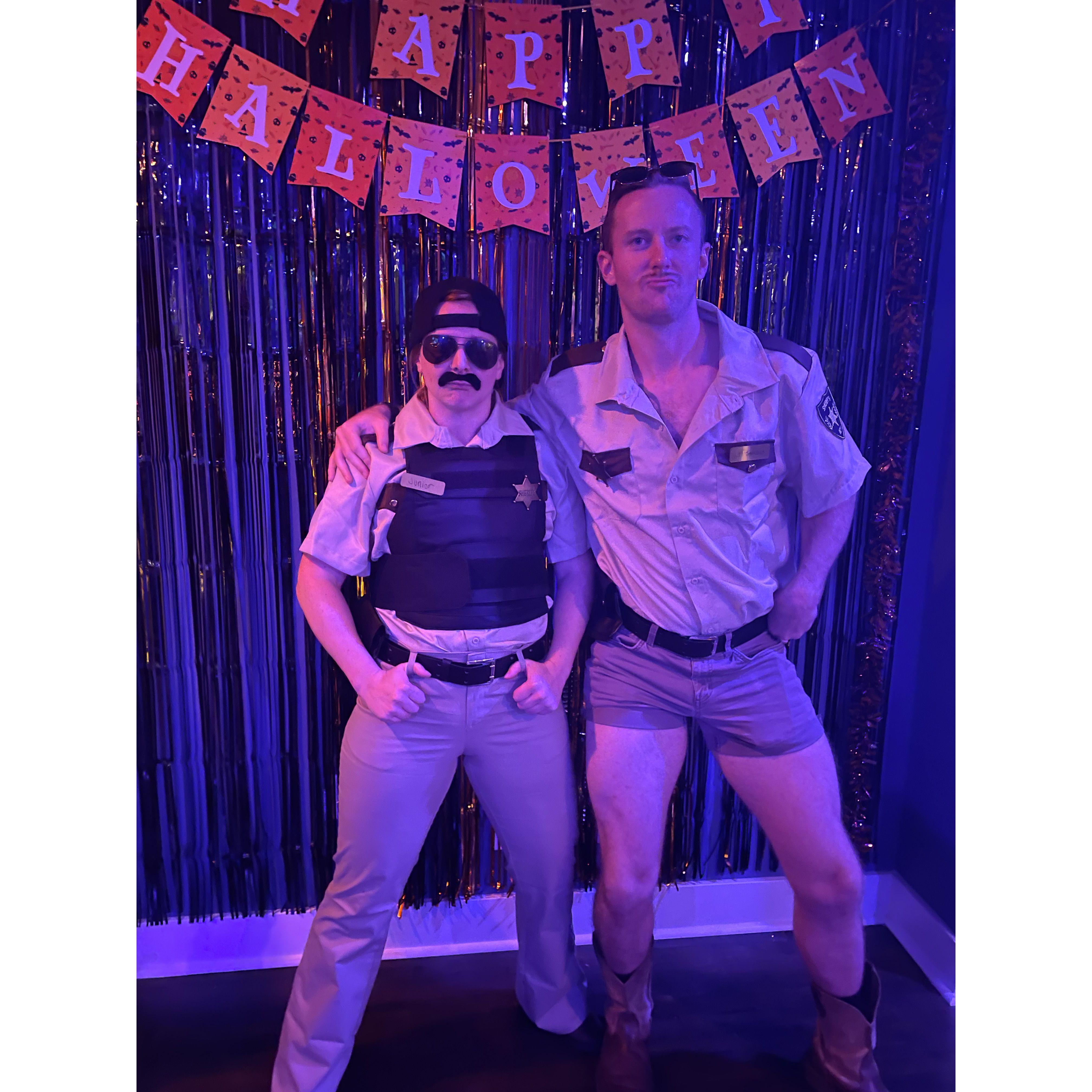 We obviously love Halloween. Which is why we had to have a wedding so close our favorite holiday!