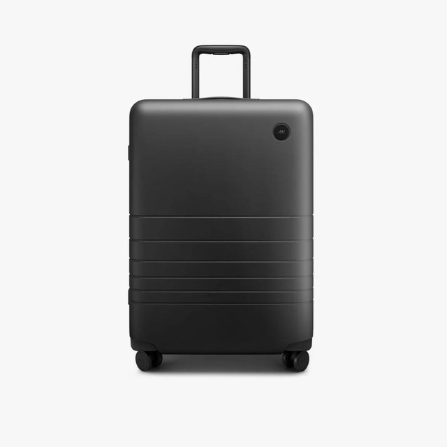 Check-In Medium (Black)