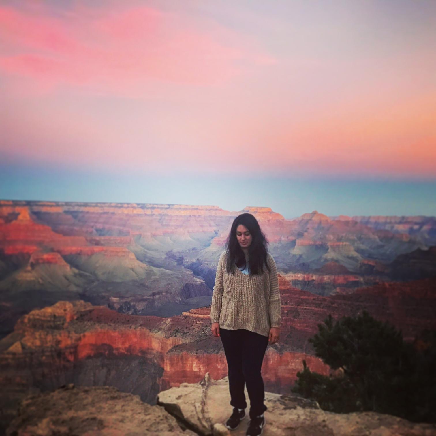 Jose and Katie recreate the first vacation they took alone together ten years later.
Grand Canyon, November 2016