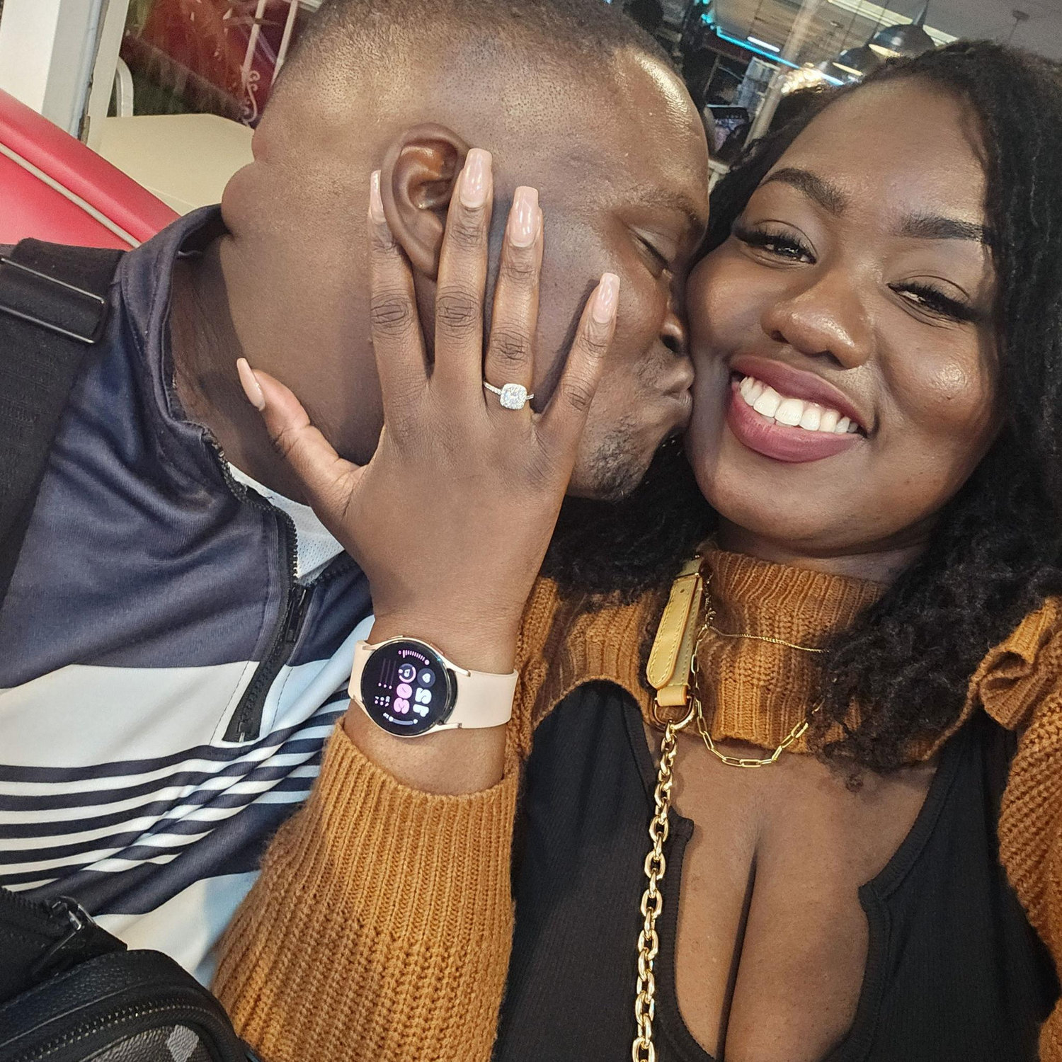 Kiss for the Misses!