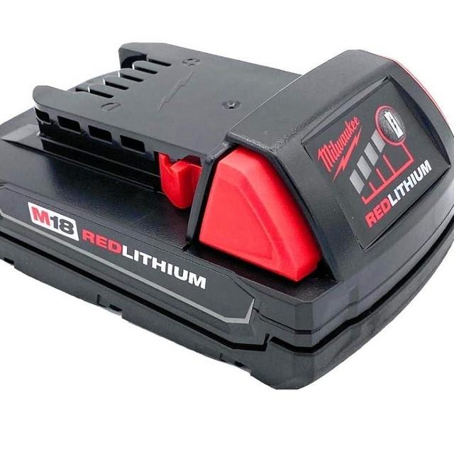Milwaukee M18 1.5 Ah 18V Red Lithium Ion Battery 48.11.1815 for Impact Drill