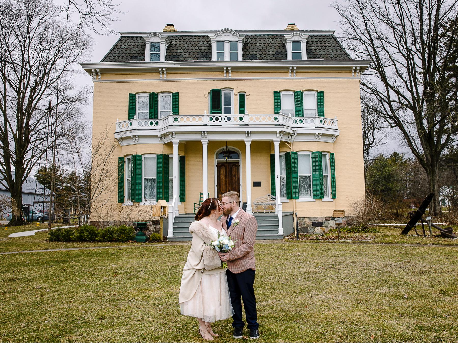 The Wedding Website of Kassie Finch and Justin Finch