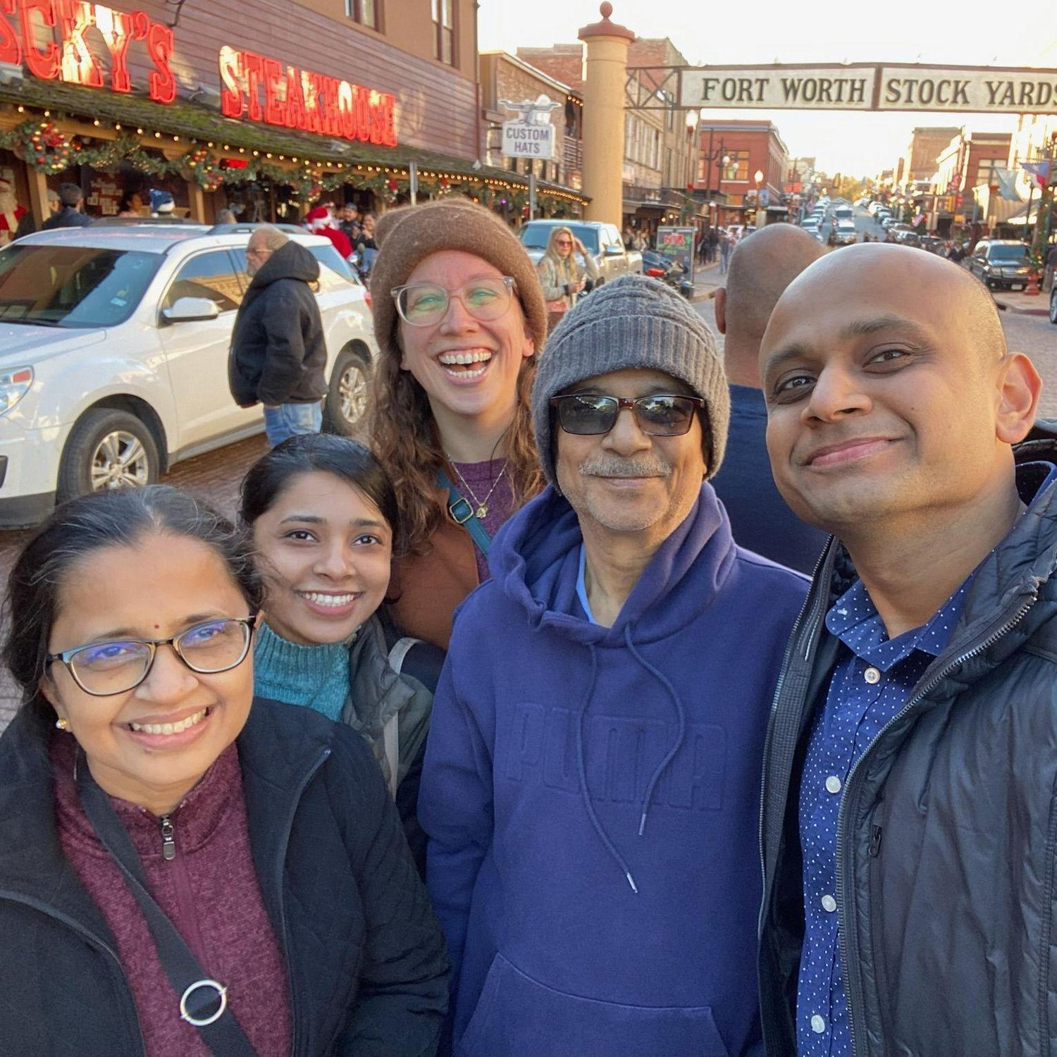 December 2023: Heather's first trip to TX to meet Anuj's family.