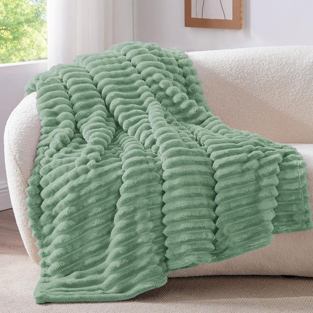 BEDELITE Fleece Throw Blanket for Couch - 300GSM Soft & Warm Fluffy Sage Green Blanket, Decorative and Giftable Striped Blankets for Women, Men, 60"x80"