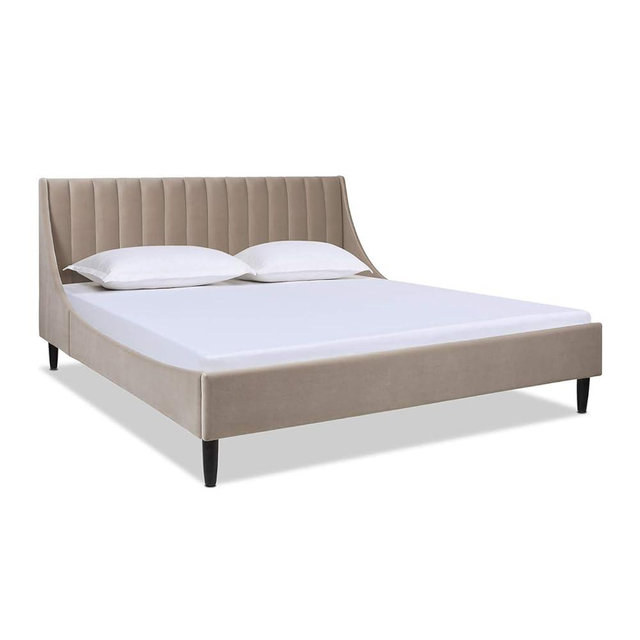 Sandy Wilson Home Marlowe Vertical Tufted Headboard Platform Bed Set