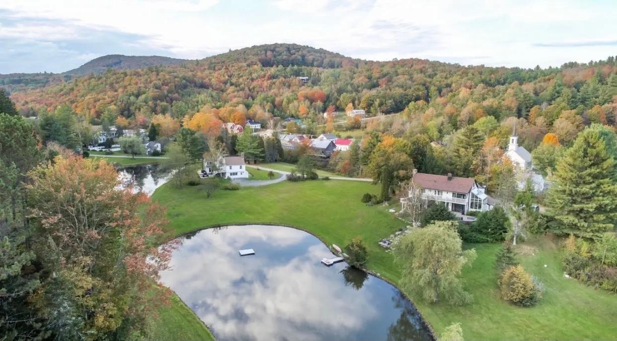 The Wedding Website of Marc Bachmann and Annie Clabby