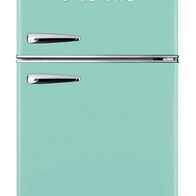 Galanz GLR31TGNER Retro Compact Refrigerator, Dual Door Fridge, Adjustable Mechanical Thermostat with True Freezer, 3.1 Cu.Ft, Green