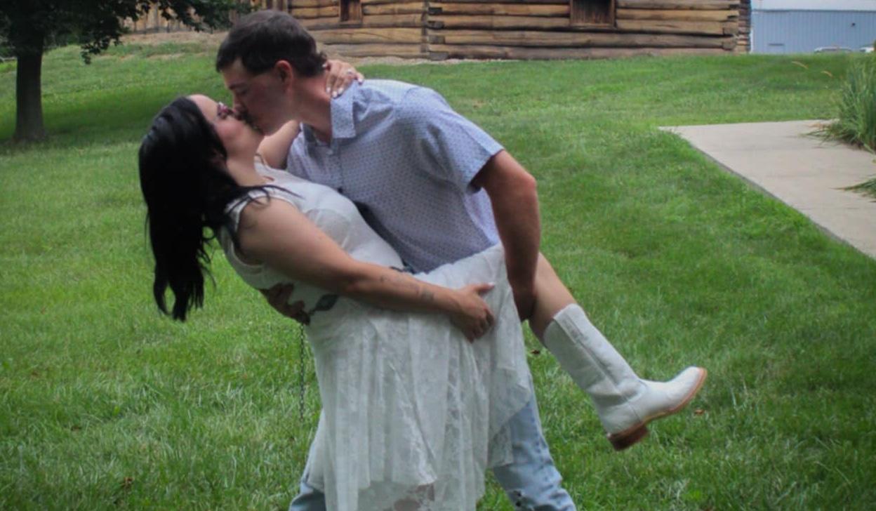 840965cd-5011-4df5-994c-32ca7db0a16b