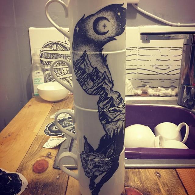 Midnight Fox Bone China Stacking Mug Set