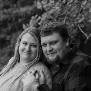 The Wedding Website of Michaela Mohr and Riley VanDyke