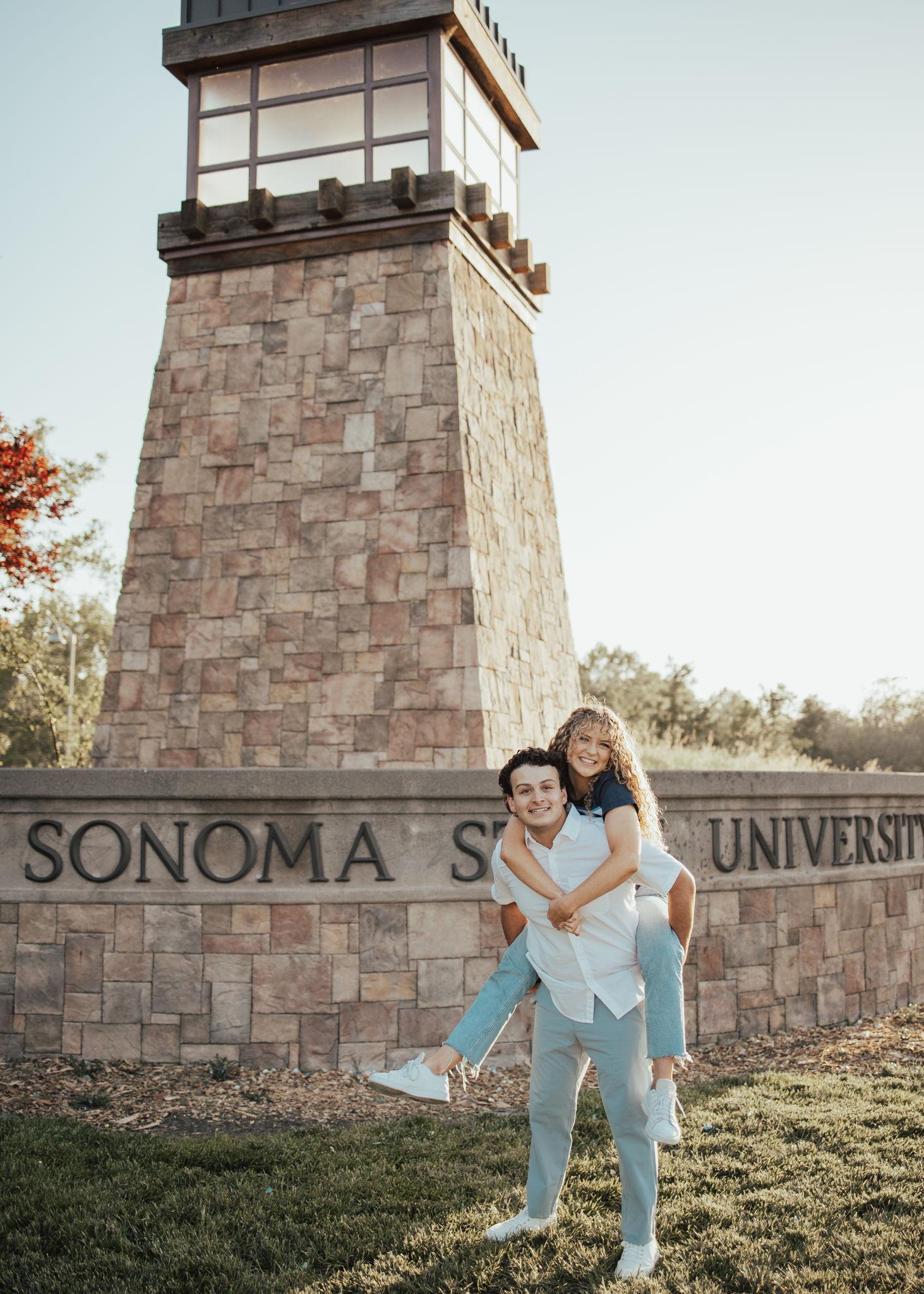 The Wedding Website of Alexis Everett and Zach Bonilla