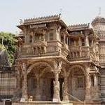 Hutheesing Jain Temple