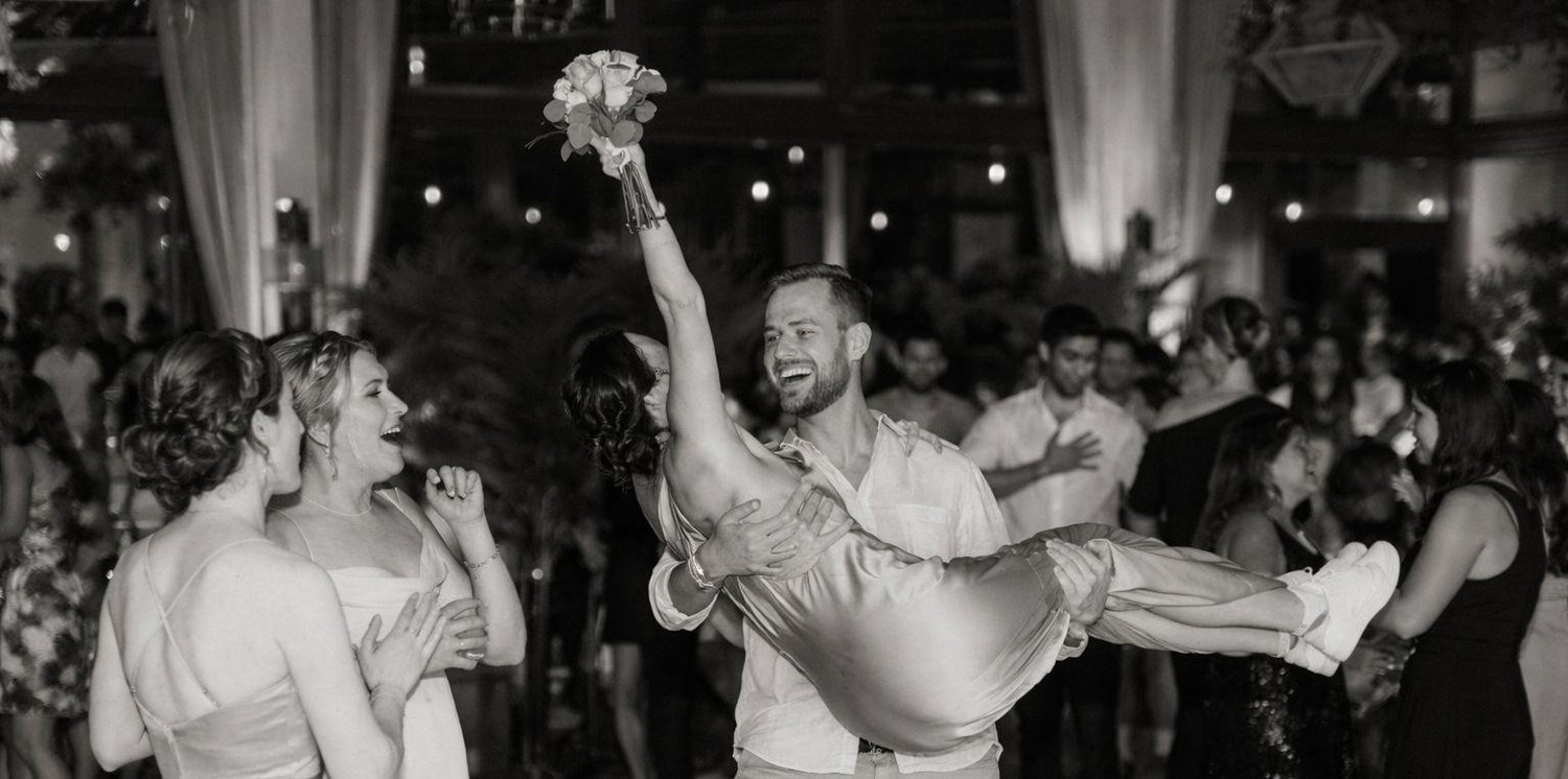The Wedding Website of Chiara Gonzales-Portillo and Dennis Kirichenko