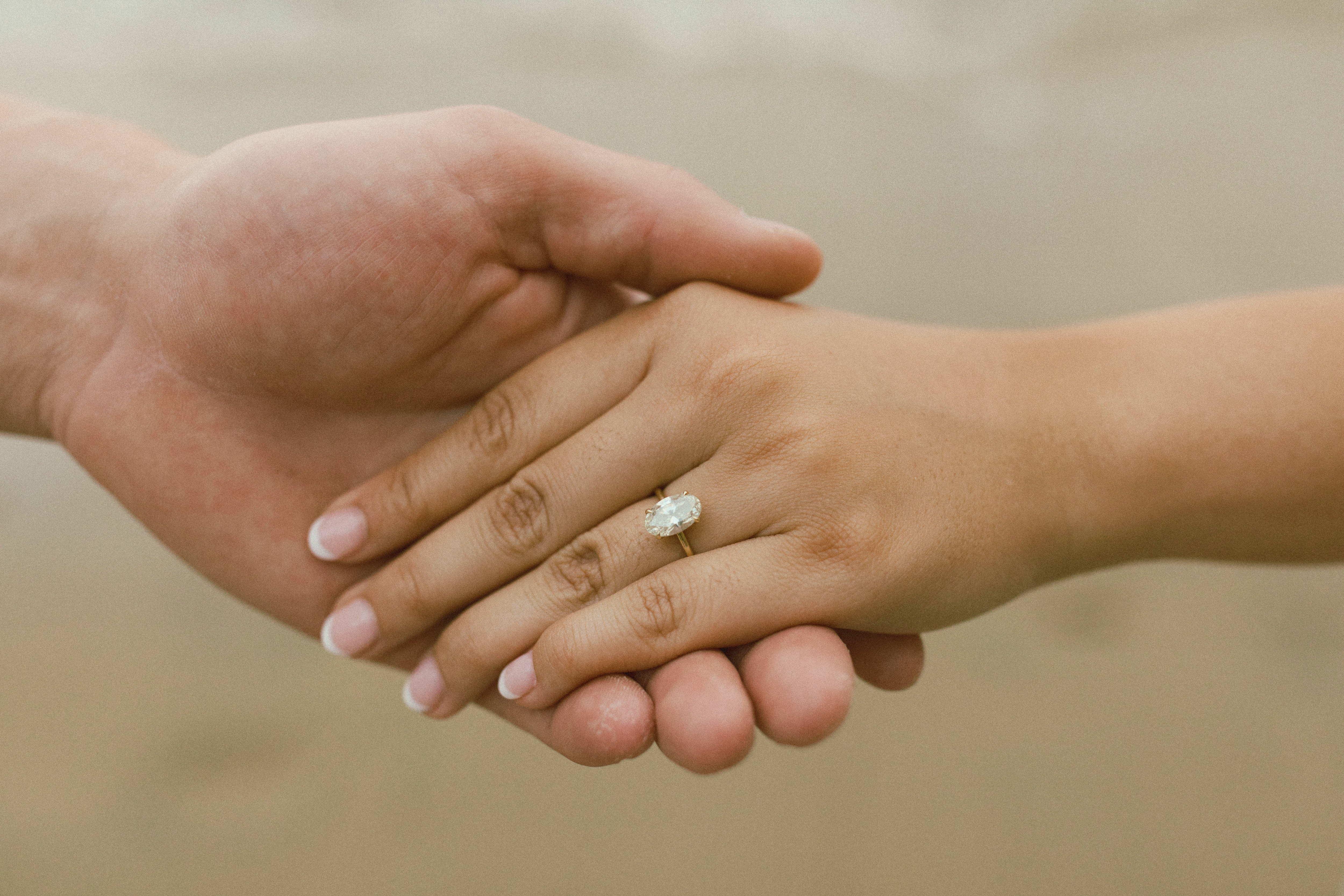 The Wedding Website of Alexis Si'i and Jonathan Connolly