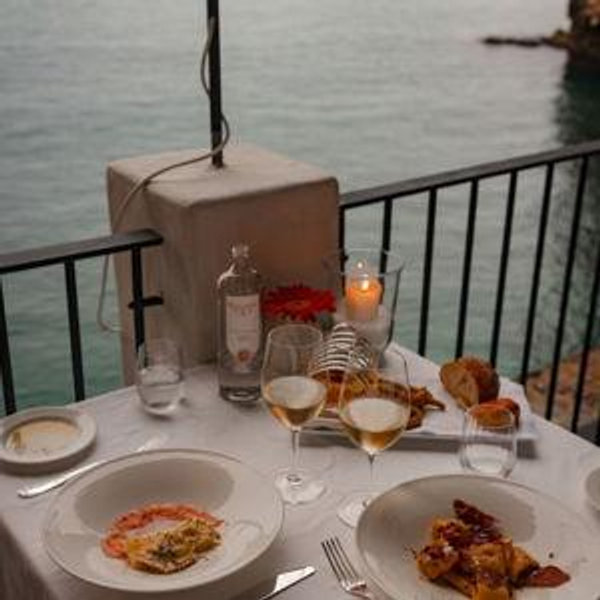 honeymoon dinner for two