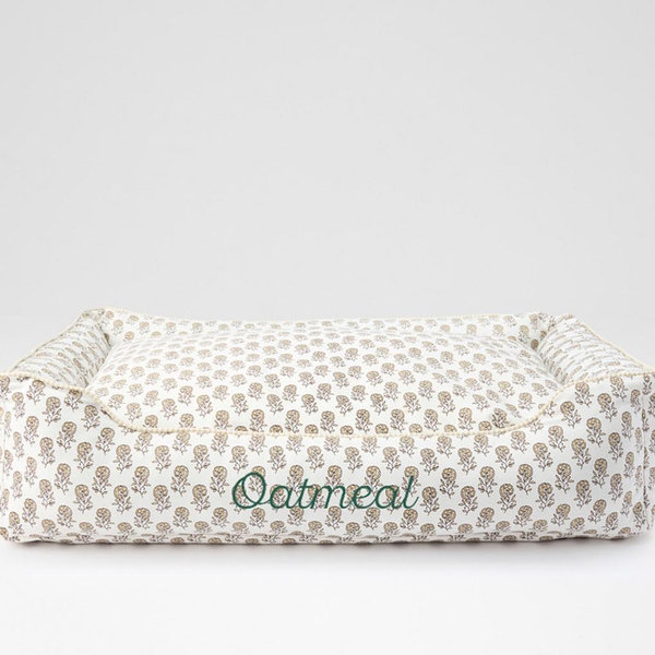 Large Deluxe Dog Bed Lounger - Design Template: Sant Elia Script - Style Q50 Text: "Oatmeal", Evergreen