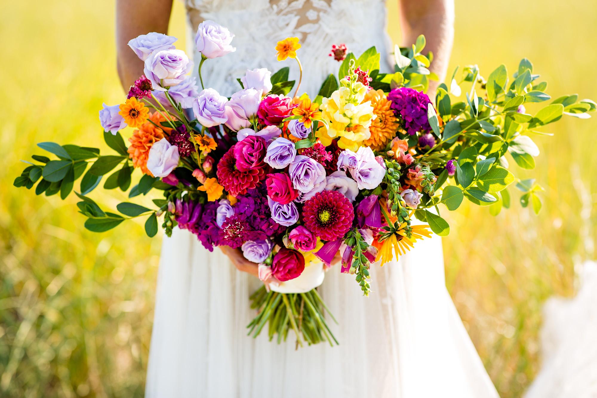 The Wedding Website of Hillary Johnson and Pete Farrington