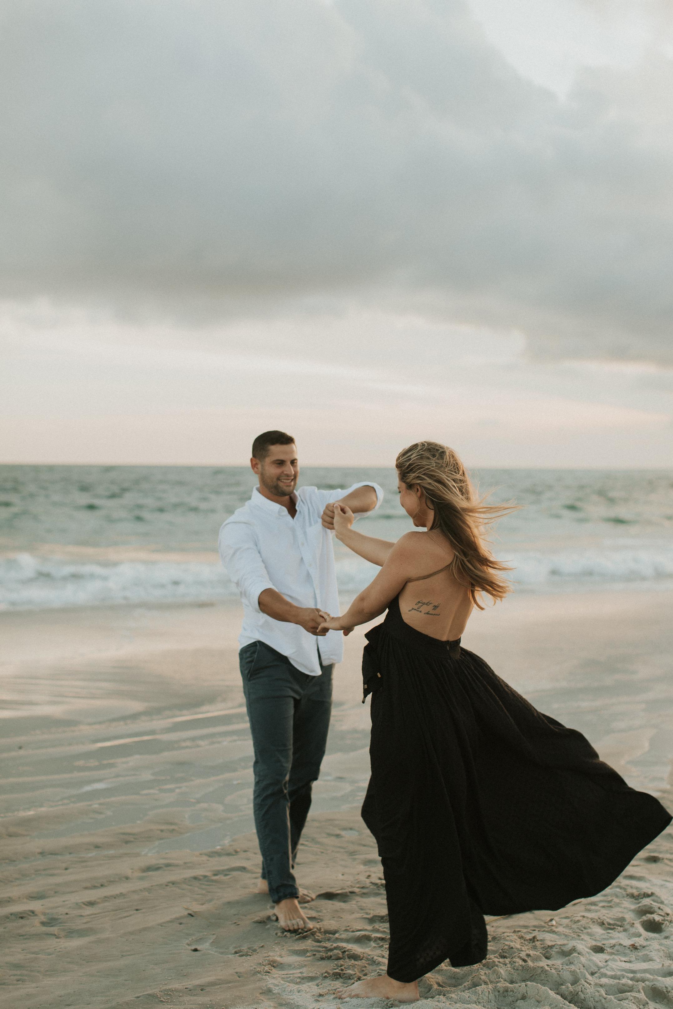 The Wedding Website of Alexa Gennings and Zachary Hurst