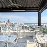 Pescado Seafood Grill & Rooftop Bar
