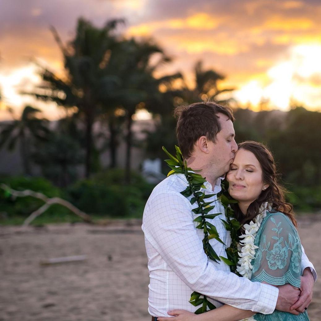 Kauai Elopement - photo by Harneet Bajwa