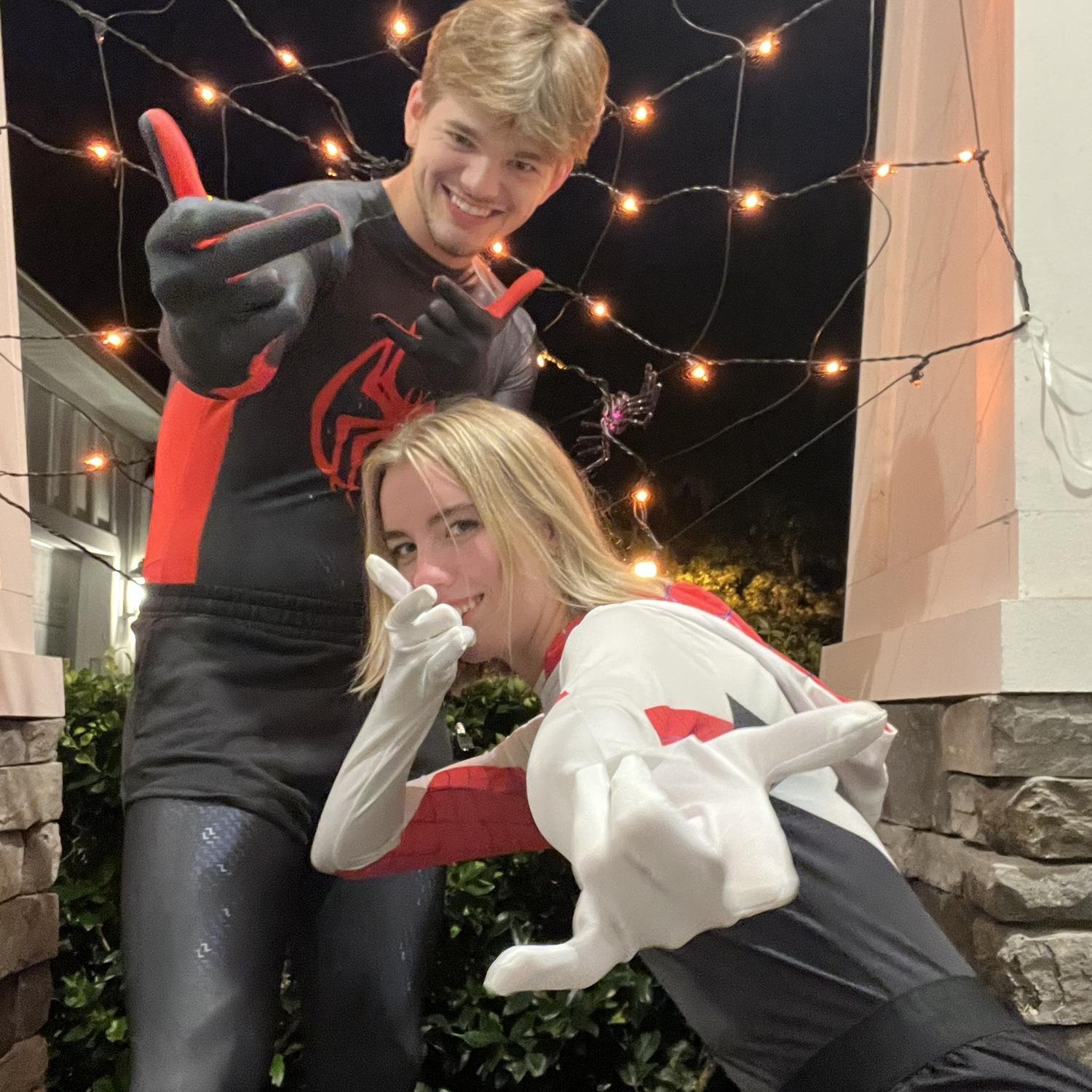 Spidey and Gwen :) Another Halloween together!!