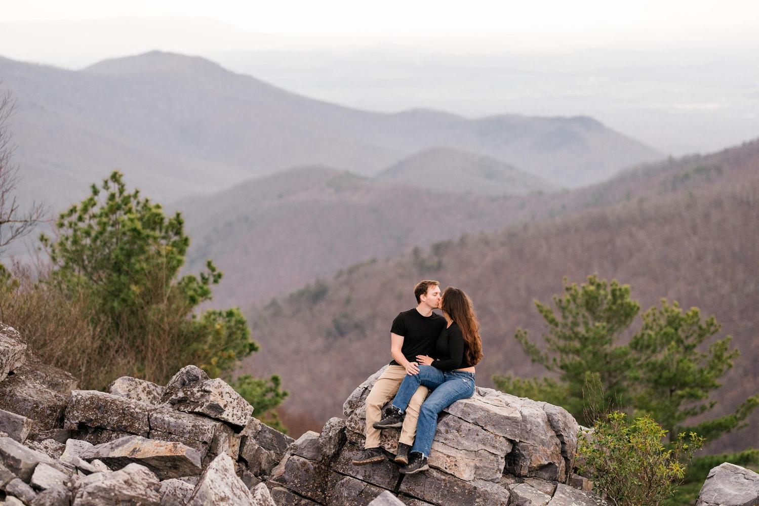 The Wedding Website of Juliana Ramirez and Oliver Griffin
