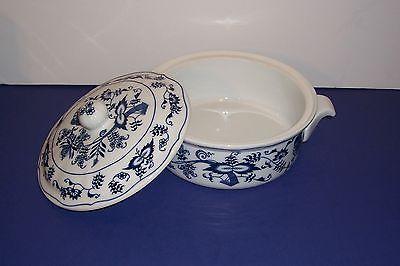 Blue Danube, Blue Onion, Covered Casserole, 1.5 quart/8 inches