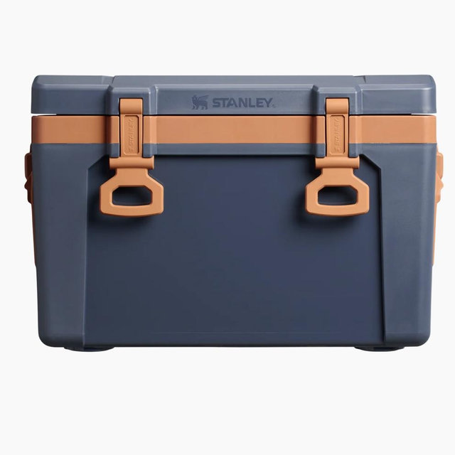 The Easy Carry Outdoor Hard Cooler + Strap | 24 QT | Stanley