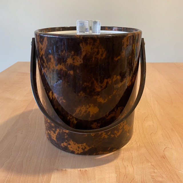 Vintage Tortoiseshell Ice Bucket with Acrylic Lid and Handle – Mid-Century Modern Barware