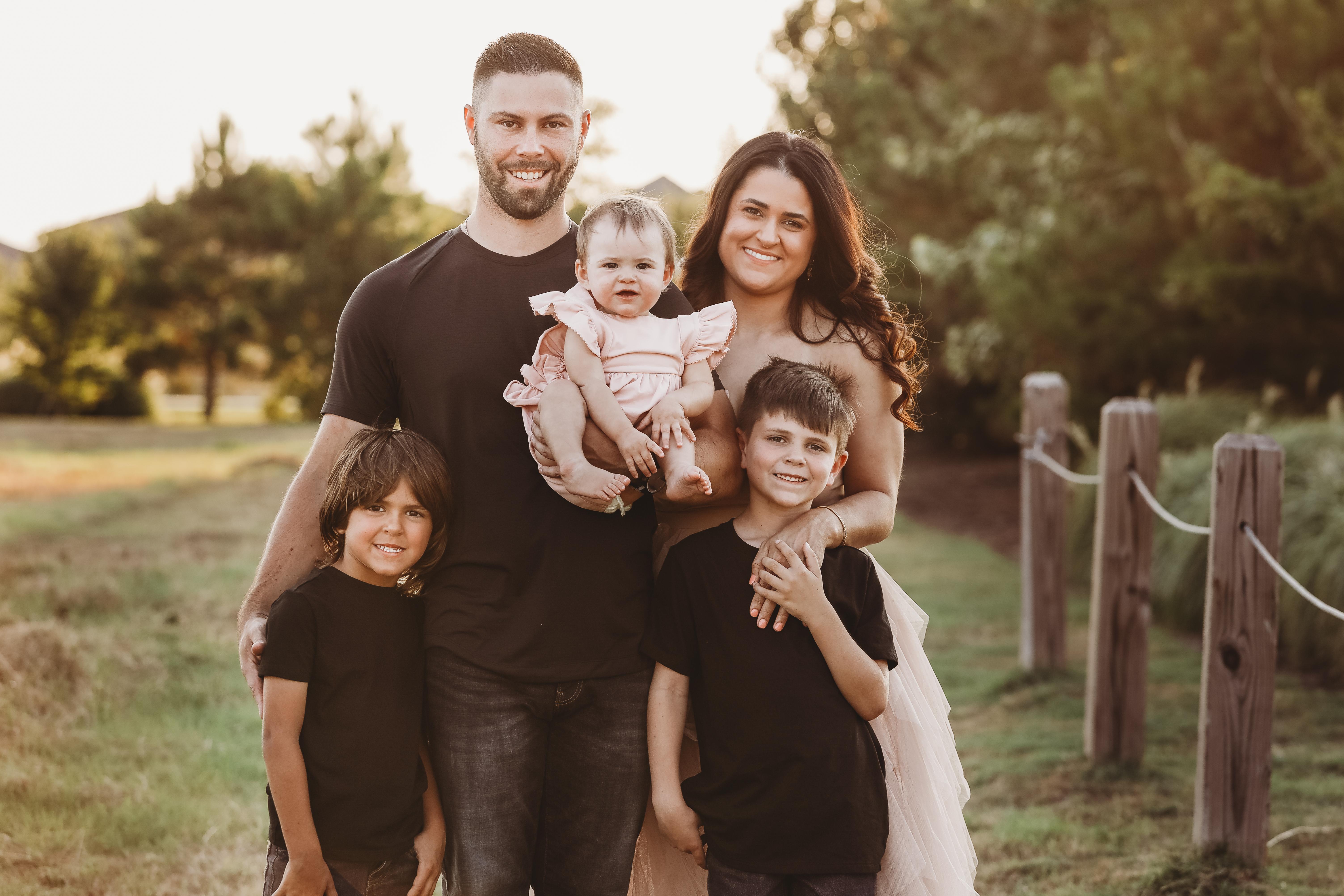 The Wedding Website of Tara Poremba and Robert Fragoso